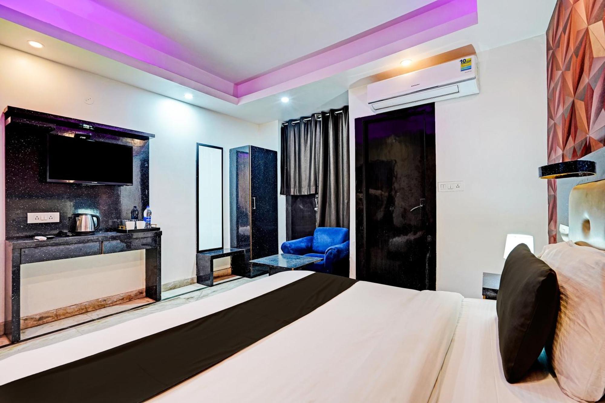 فندق Collection O Noida Saffron المظهر الخارجي الصورة